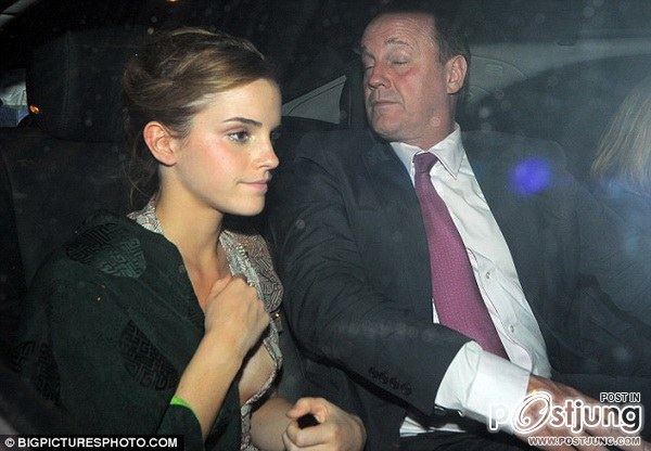 ฮือฮา!! " เอมม่า วัตสัน " คว้าผู้หญิงแต่งกายดีที่สุดของโลก