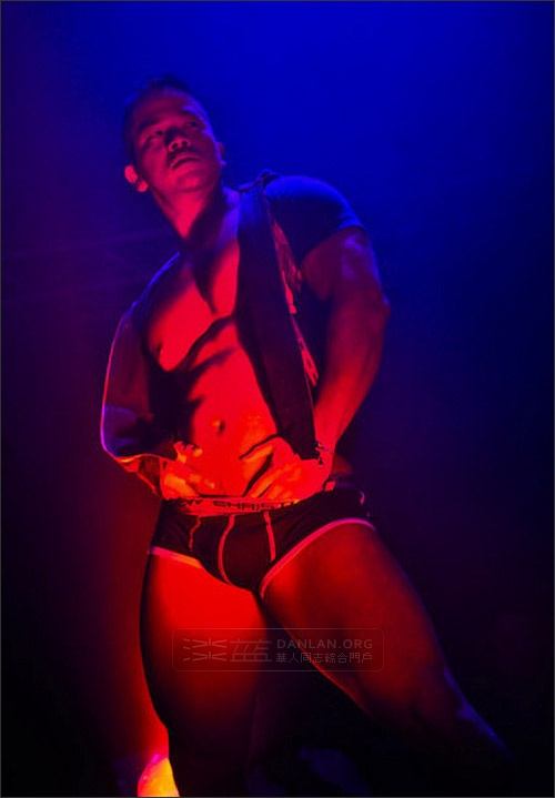 หนุ่มหลากสไตล์