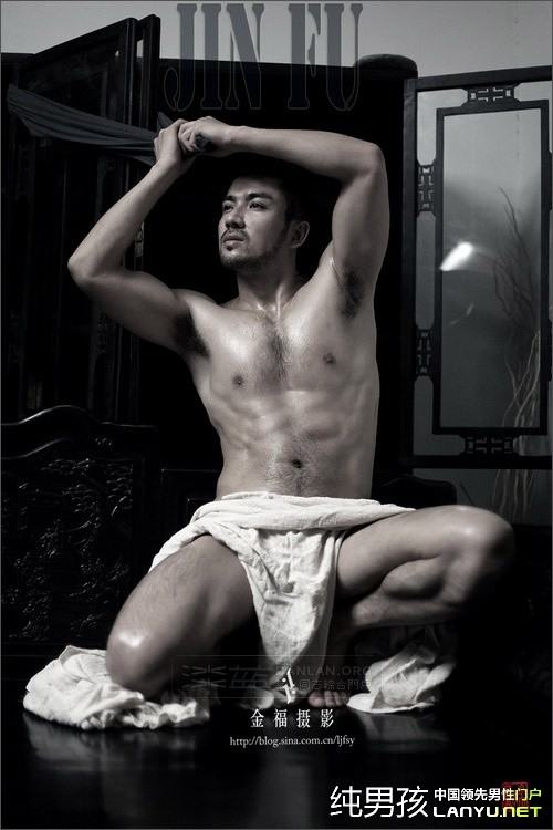 ใครเซ็กซี่กว่ากัน