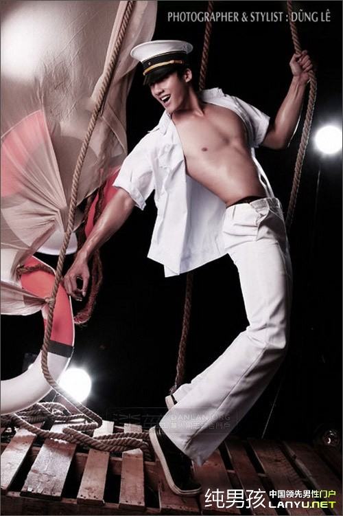 ใครเซ็กซี่กว่ากัน