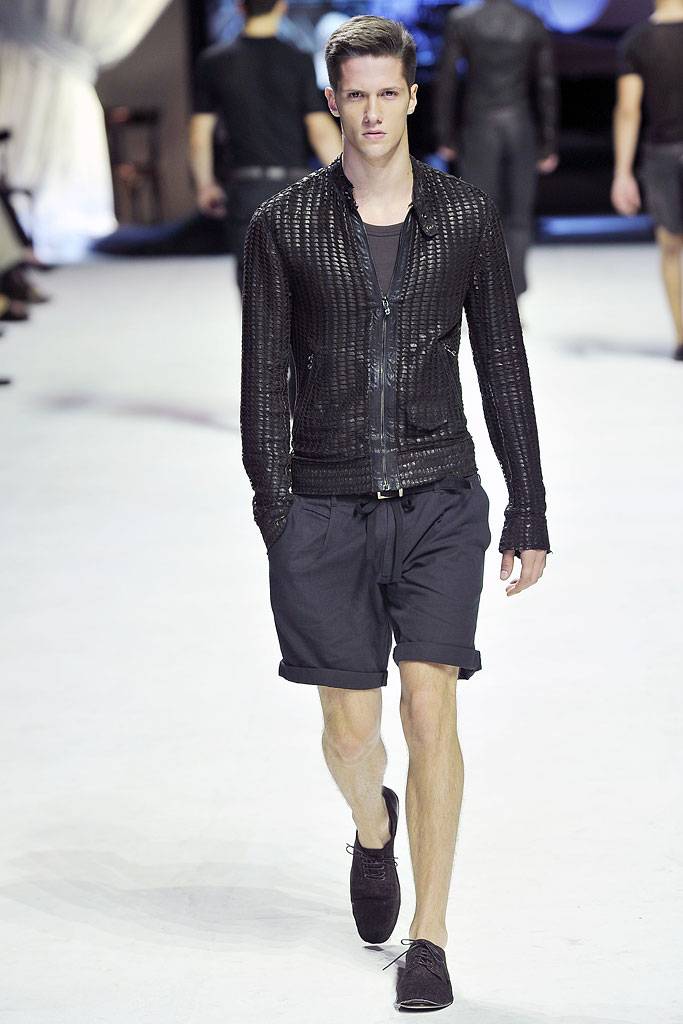 DOLCE & GABBANA SPRING SUMMER 2011 RUNWAY