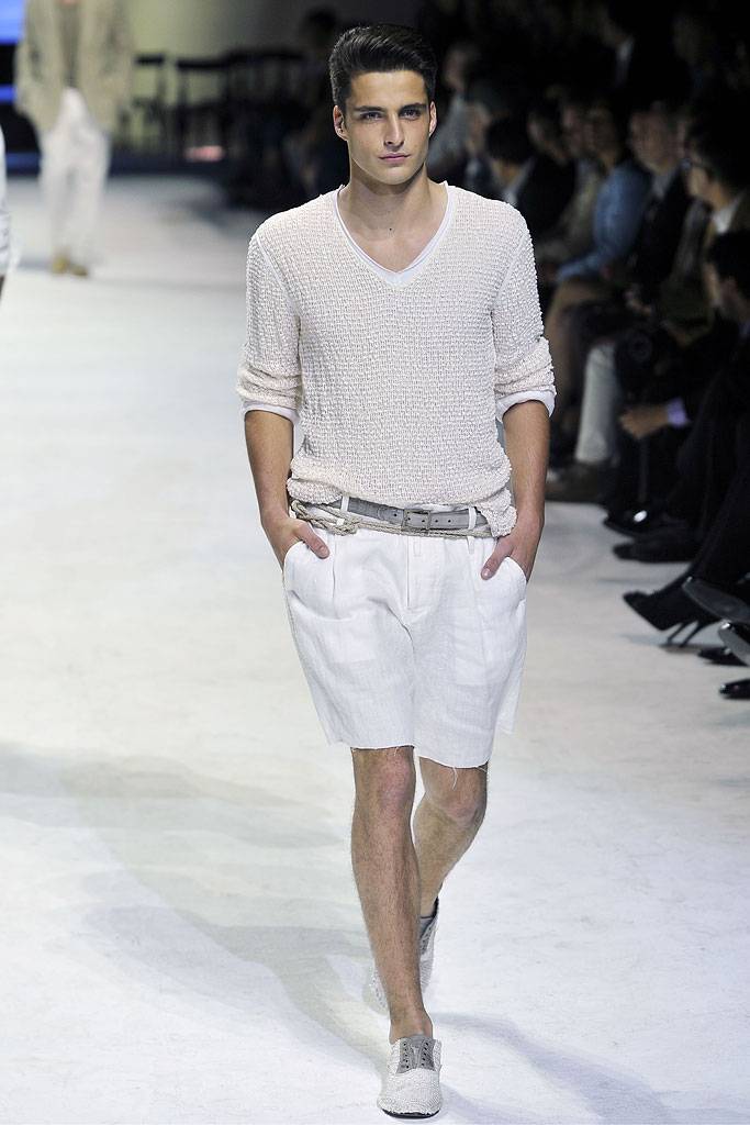 DOLCE & GABBANA SPRING SUMMER 2011 RUNWAY