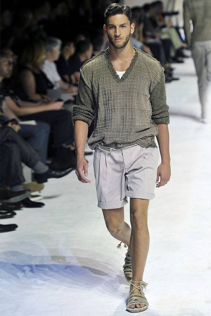 DOLCE & GABBANA SPRING SUMMER 2011 RUNWAY