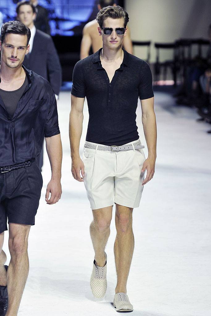 DOLCE & GABBANA SPRING SUMMER 2011 RUNWAY