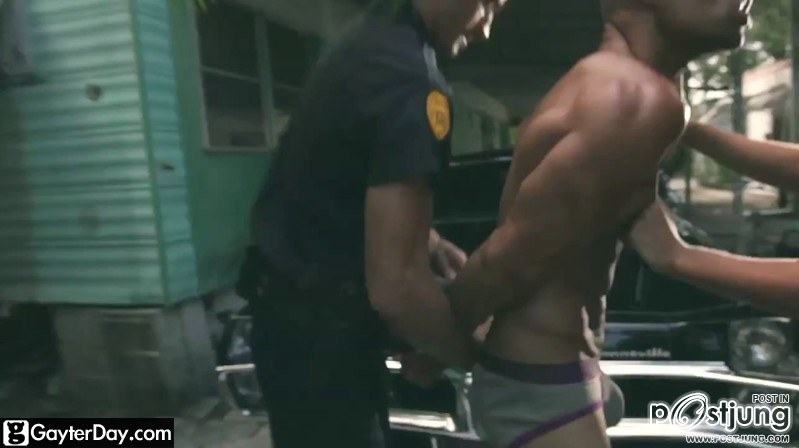 ตำรวจหล่อ..กับผู้ร้ายเป้าตุง เป็นอะไรดีครับ