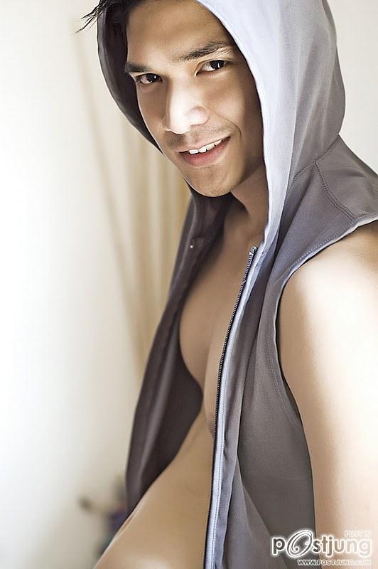 หนุ่มหล่อขอโชว์มั๊ง