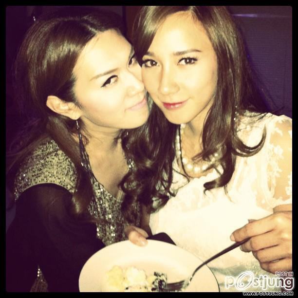 แม่อั้ม กับสาวหน้าเหมือน