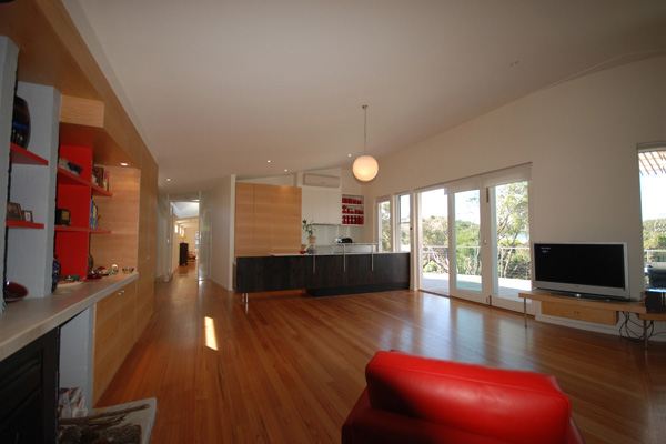 Australian Beachfront House - low maintenance and sustainable