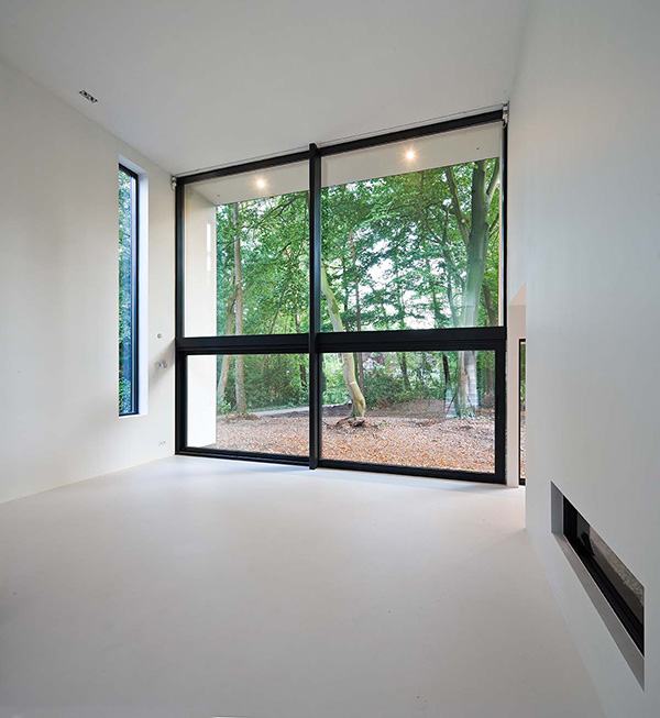 Innovative Forest Architecture enables constant contact with the forest!