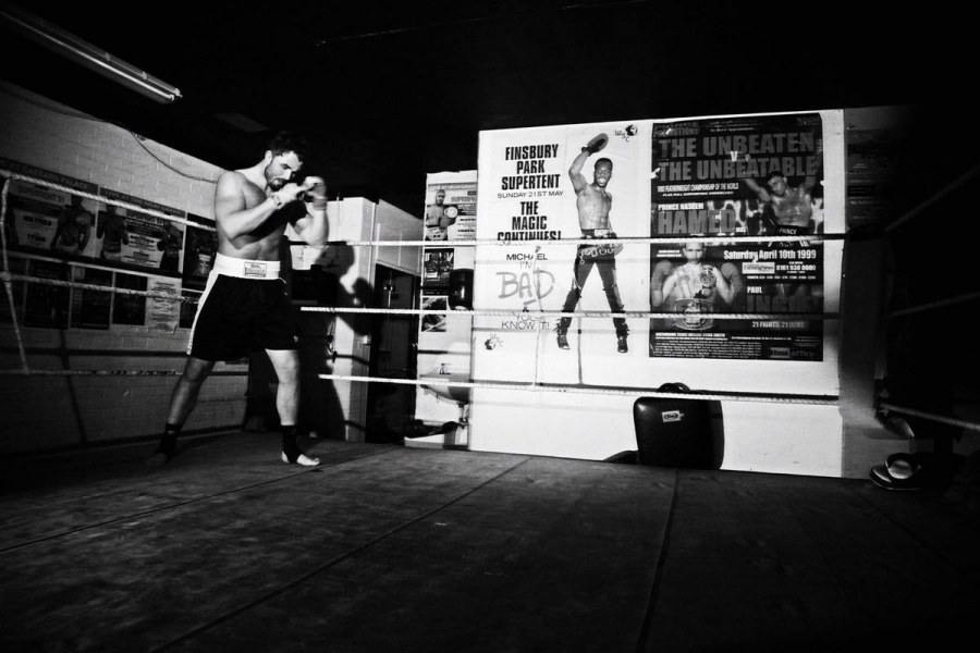 Photoshoot men album 416 : Sacha Harding