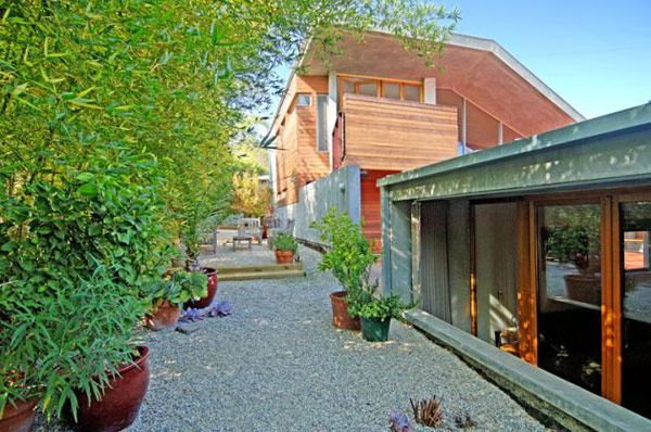 California Luxury House - Cool Eco Sustainable Design for Sale