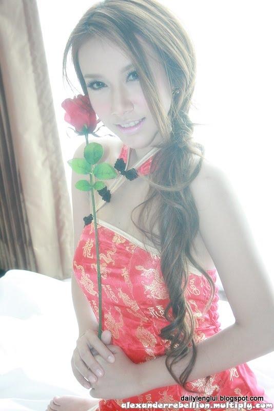 อะตอม สาวหมวยสุดเซ็กซี่