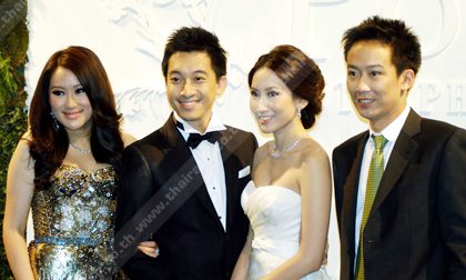 นายกยิ่งลักษณ์ ร่วมงานแต่ง เอม