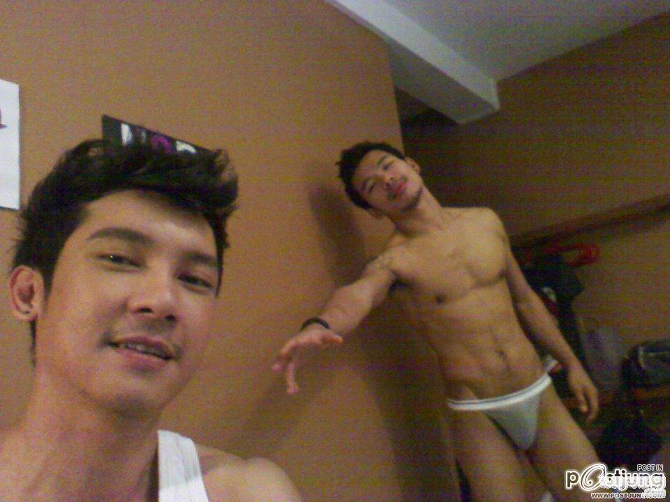 เรื่องบนเตียง