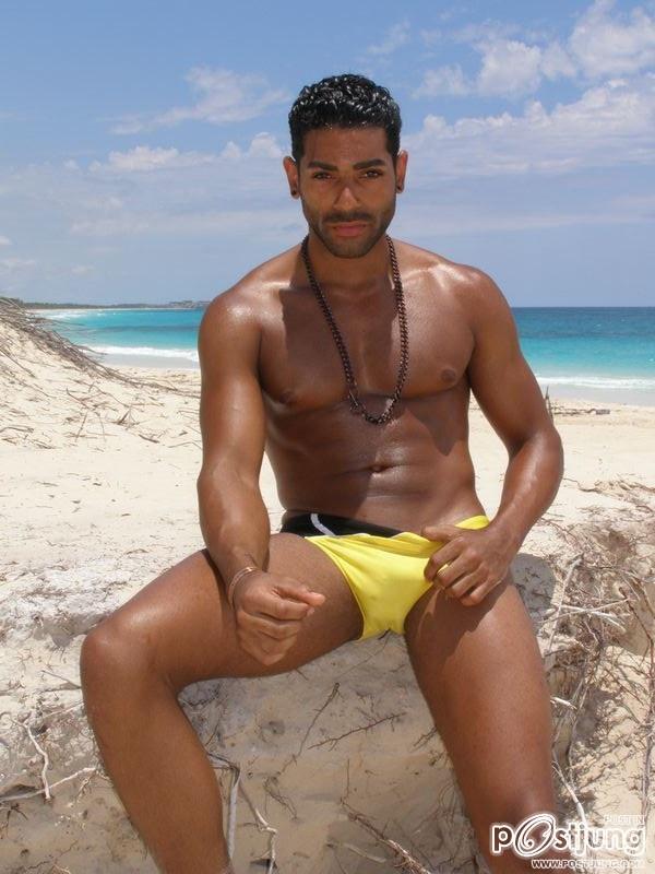 นานแบบหล่อล่ำ