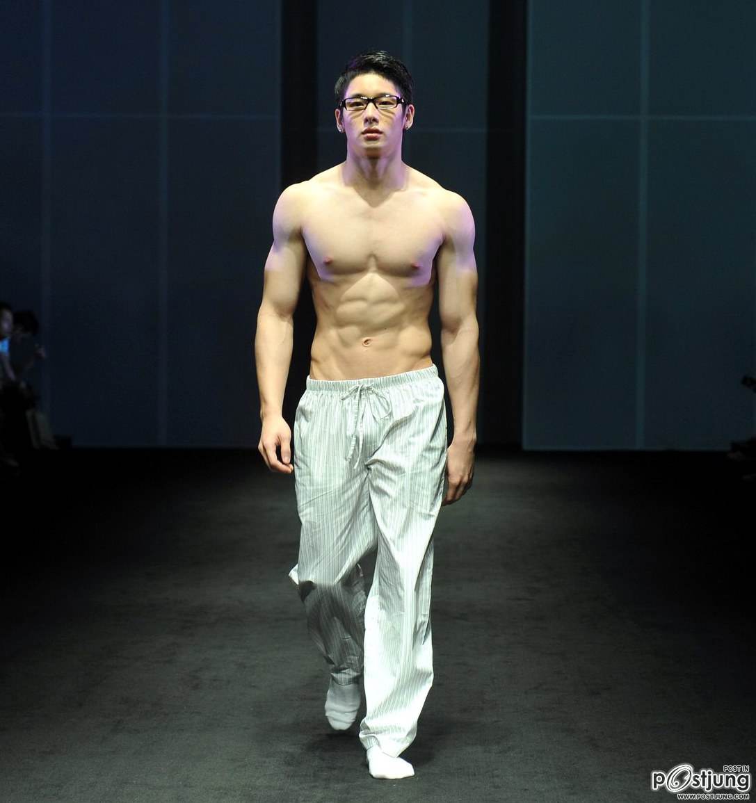 ดาราหล่อๆตี๋ๆคมๆละลายๆๆ