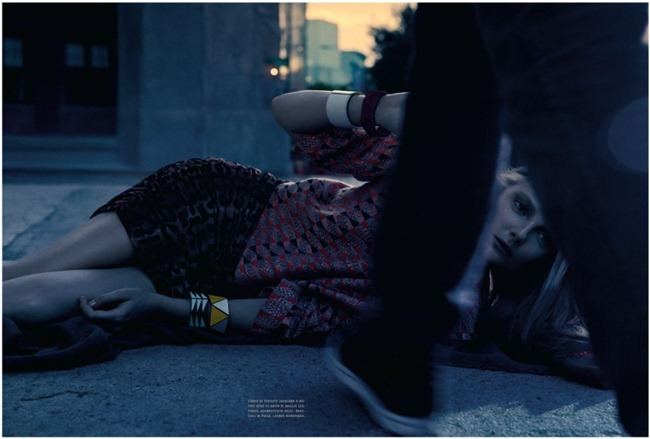 VOGUE ITALIA: ENIKO MIHALIK IN "THROUGH THE CROWD" BY PHOTOGRAPHER FRANCESCO CARROZZINI