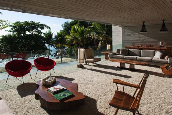 Beach-front Designs: Brazilian Beach House is spectacular