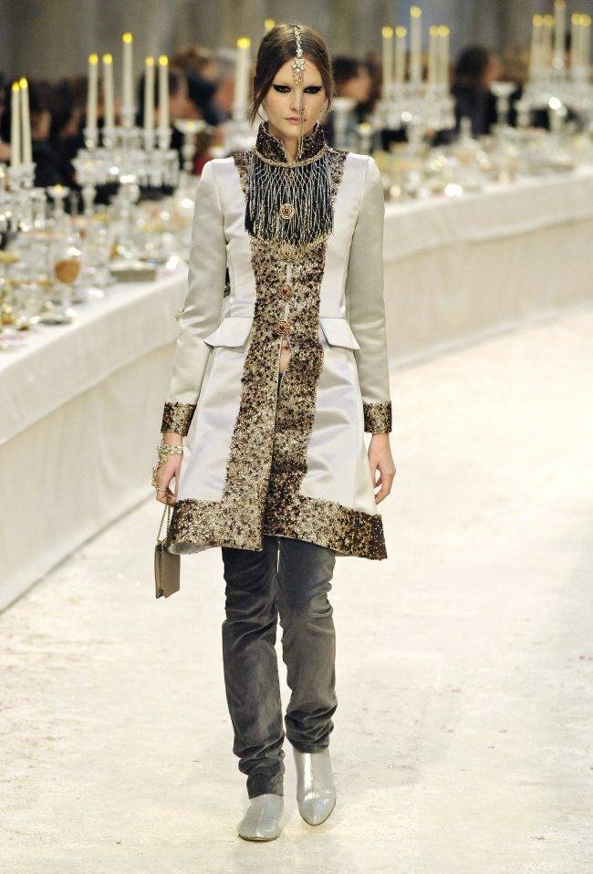 แฟชั่นแนวอินเดียสวยมาก RUNWAY: CHANEL PRE-FALL 2012 PARIS-BOMBAY COLLECTION