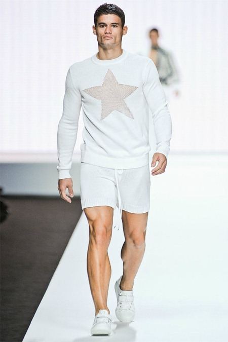 MILAN FASHION WEEK: DIRK BIKKEMBERGS SPRING 2012