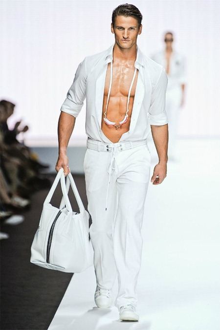 MILAN FASHION WEEK: DIRK BIKKEMBERGS SPRING 2012