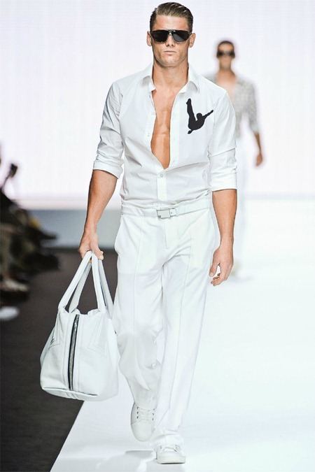 MILAN FASHION WEEK: DIRK BIKKEMBERGS SPRING 2012