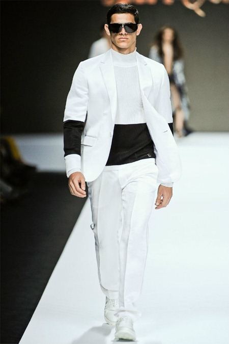 MILAN FASHION WEEK: DIRK BIKKEMBERGS SPRING 2012