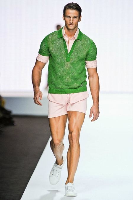 MILAN FASHION WEEK: DIRK BIKKEMBERGS SPRING 2012