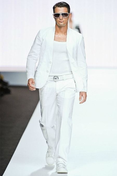 MILAN FASHION WEEK: DIRK BIKKEMBERGS SPRING 2012