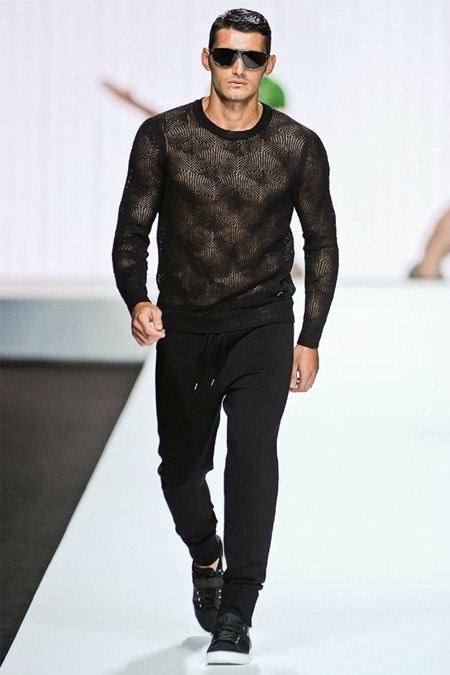 MILAN FASHION WEEK: DIRK BIKKEMBERGS SPRING 2012