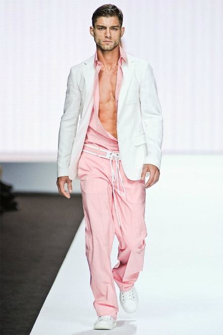 MILAN FASHION WEEK: DIRK BIKKEMBERGS SPRING 2012