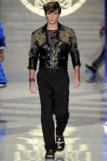 MILAN FASHION WEEK: VERSACE SPRING 2012