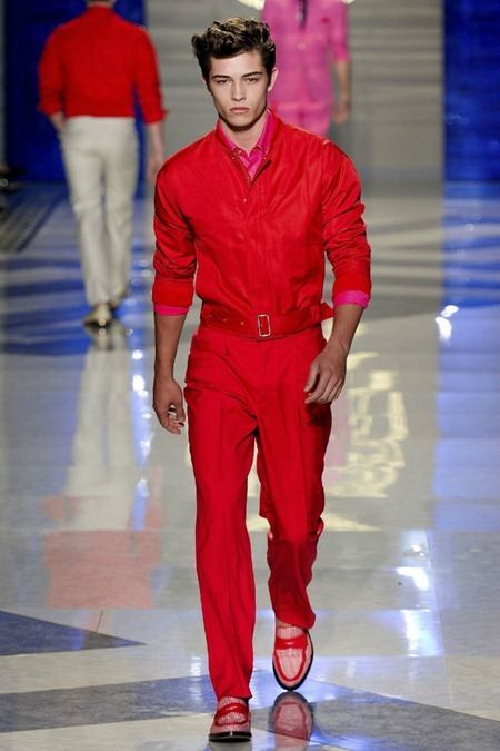 MILAN FASHION WEEK: VERSACE SPRING 2012