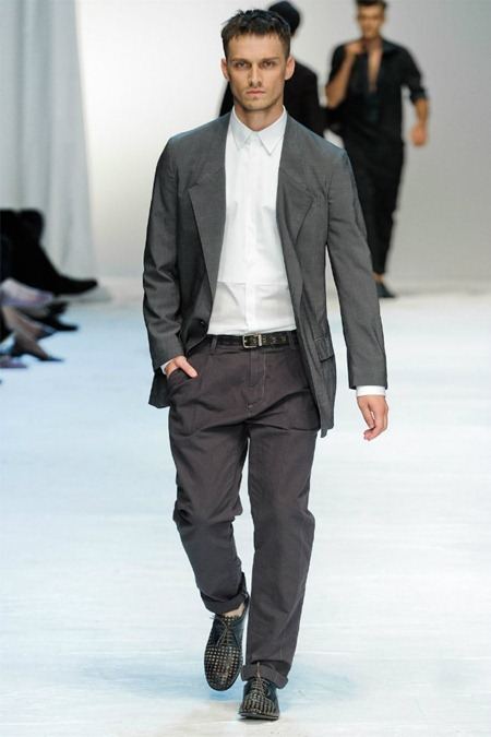 MILAN FASHION WEEK: DOLCE & GABBANA SPRING 2012