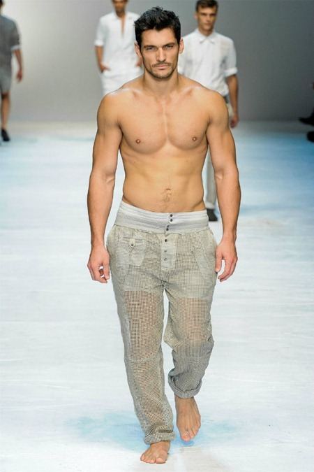 MILAN FASHION WEEK: DOLCE & GABBANA SPRING 2012