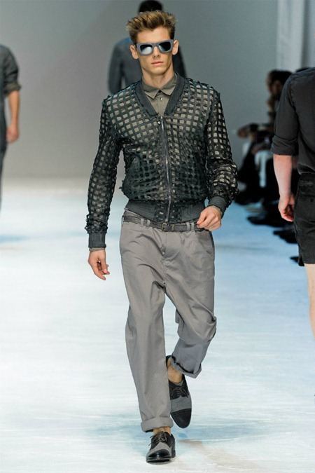 MILAN FASHION WEEK: DOLCE & GABBANA SPRING 2012