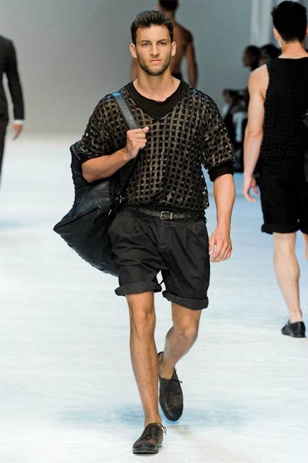 MILAN FASHION WEEK: DOLCE & GABBANA SPRING 2012