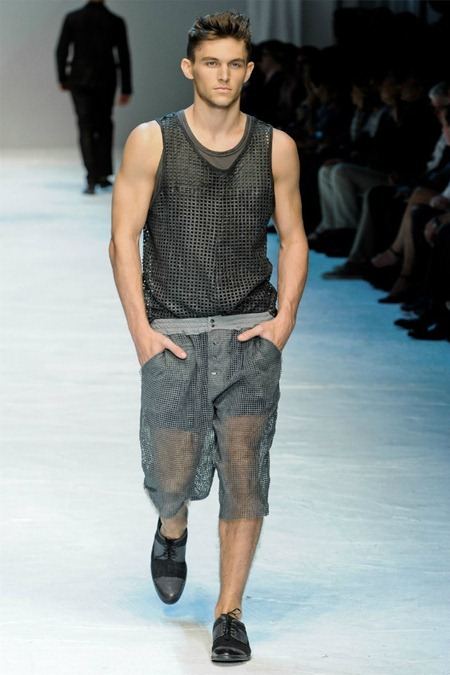 MILAN FASHION WEEK: DOLCE & GABBANA SPRING 2012