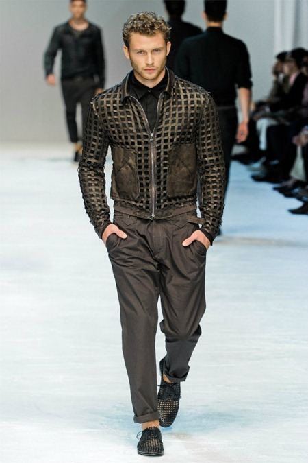 MILAN FASHION WEEK: DOLCE & GABBANA SPRING 2012