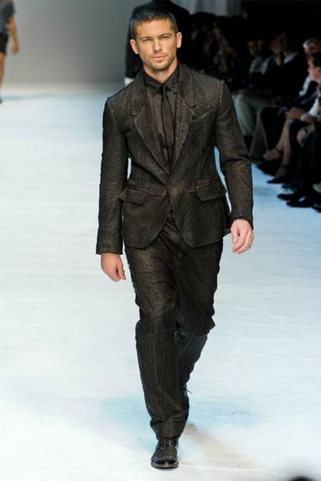 MILAN FASHION WEEK: DOLCE & GABBANA SPRING 2012