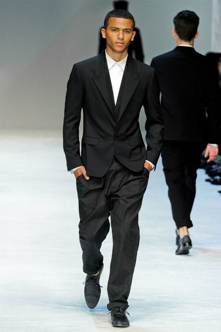 MILAN FASHION WEEK: DOLCE & GABBANA SPRING 2012