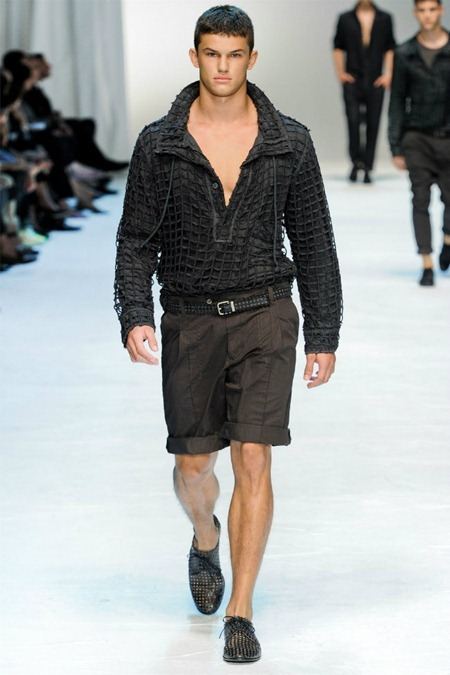 MILAN FASHION WEEK: DOLCE & GABBANA SPRING 2012