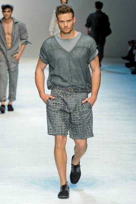 MILAN FASHION WEEK: DOLCE & GABBANA SPRING 2012