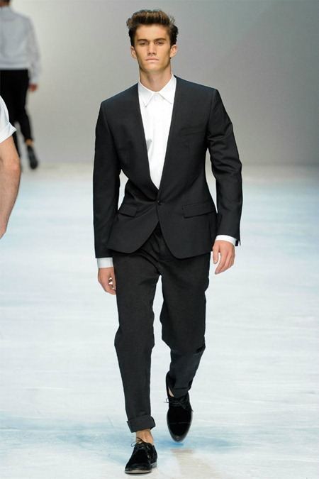 MILAN FASHION WEEK: DOLCE & GABBANA SPRING 2012