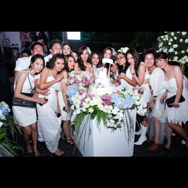 จัดเต็ม! ภาพปาร์ตี้วันเกิด อั้ม พัชราภา คอนเซ็ปต์เจ้าหญิง