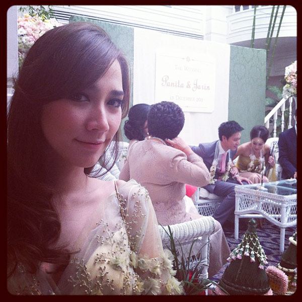 หนิง ปณิตา - จิน จรินทร์ ควงคู่วิวาห์หวาน ส่งท้ายปี