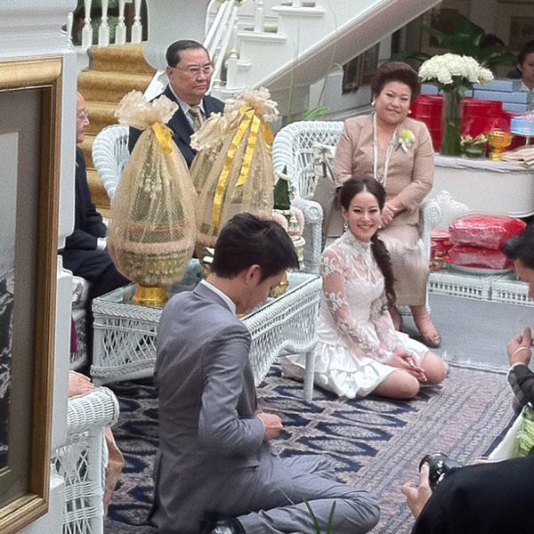 หนิง ปณิตา - จิน จรินทร์ ควงคู่วิวาห์หวาน ส่งท้ายปี