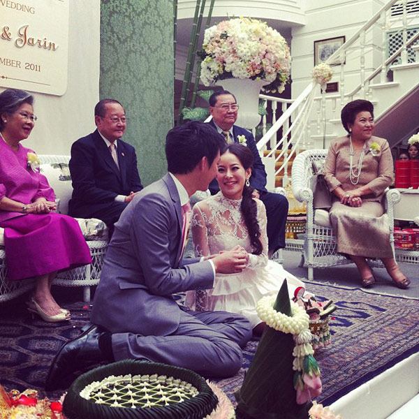 หนิง ปณิตา - จิน จรินทร์ ควงคู่วิวาห์หวาน ส่งท้ายปี