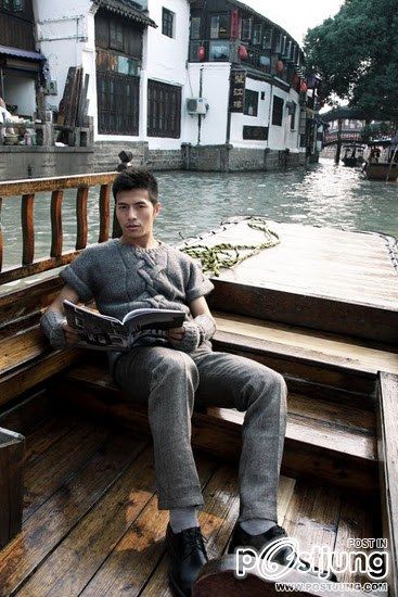 หน่มหล่อขาประจำแฟชั่นหน้าหนาว