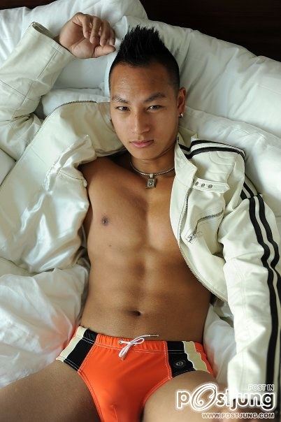 ตี๋แซ่บๆซีสสๆล่ำๆ